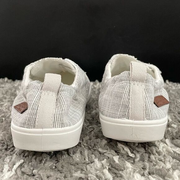 NIB Blowfish Vex Sneakers - Picture 8 of 11